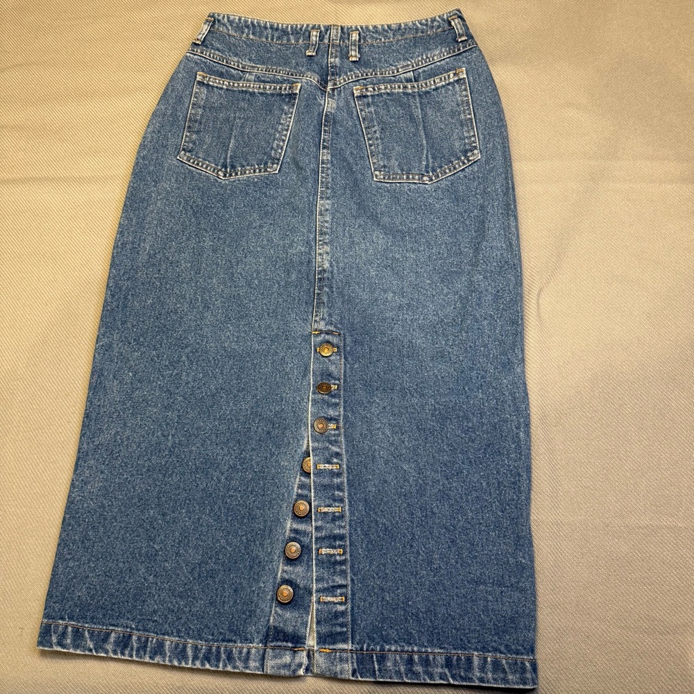 GAP Denim Skirt VINTAGE 80/90s 100% Cotton, USA made Button Back Detail Women's - Picture 10 of 16